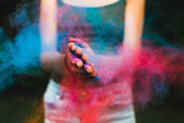 Cómo Crear un Video Musical Atractivo y Creativo